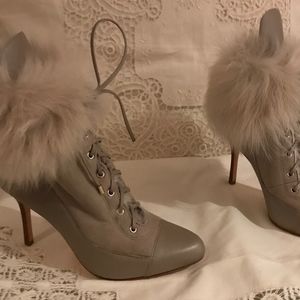 Ann Taylor, taupe leather, fur lace-up bootie,sz6,